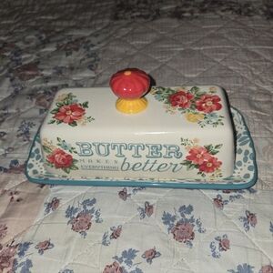 The Pioneer Woman Vintage Floral Butter Makes Everything Better Butter Dish